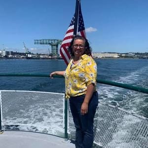 Meet your Posher, Yolanda